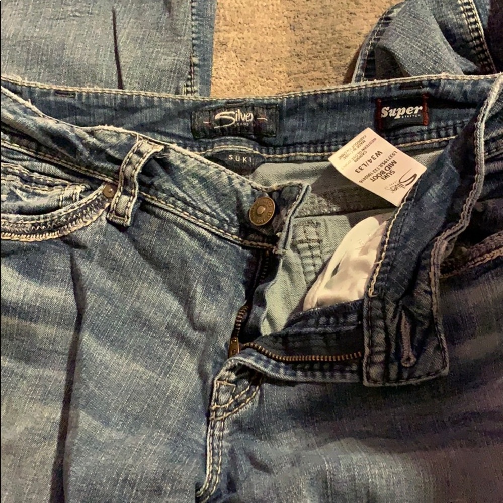 Silver jeans. Suki Mid boot. 34X33